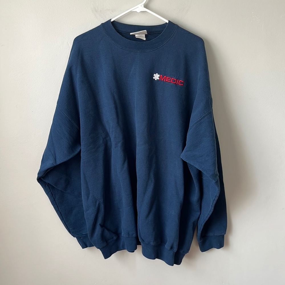 Hanes 2x Medic Crewneck